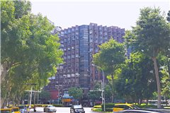 鄰近國泰敦北衡居社區推薦-新光民生大樓，位於台北市松山區